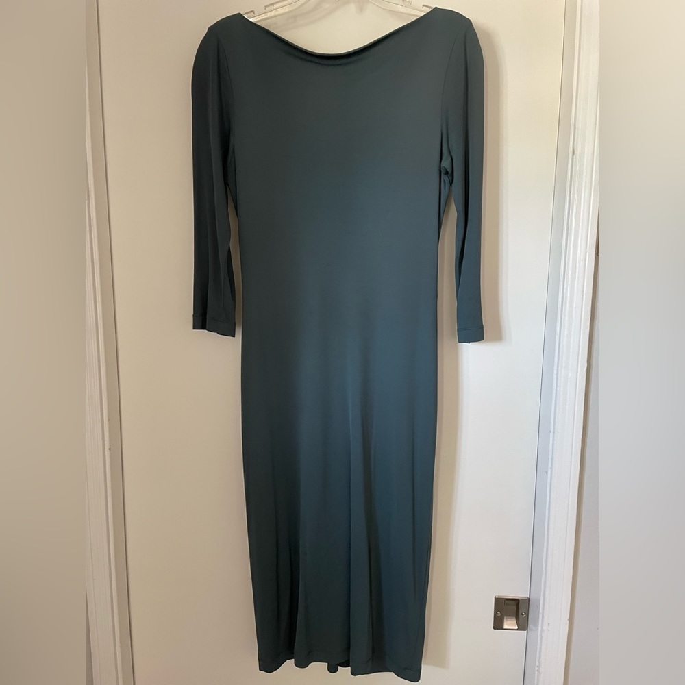 Lida Baday 3/4 sleeve dress V-back - Medium